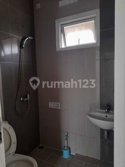 House for rent in Bekasi, Indonesia · 3 rooms, 2 baths