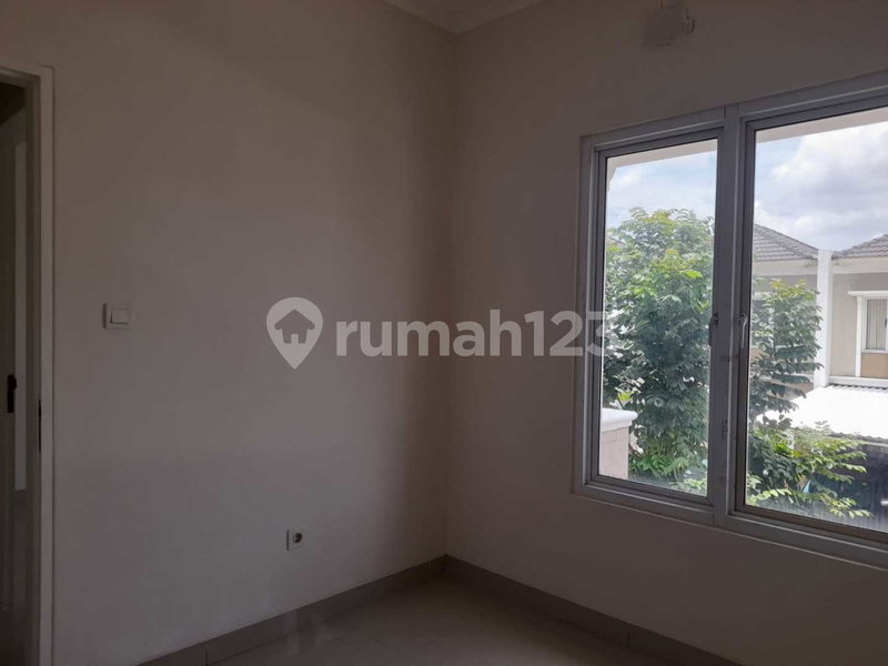 House for rent in Bekasi, Indonesia · 3 rooms, 2 baths