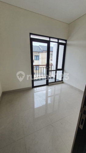House for rent in Bandung, Indonesia · 2 rooms, 2 baths
