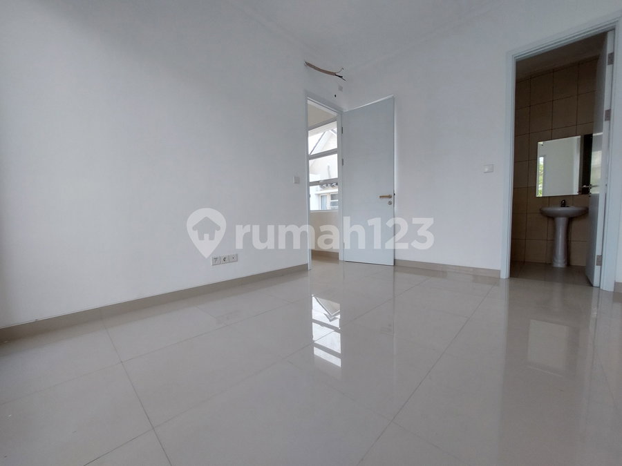 House for rent in Bandung, Indonesia · 3 rooms, 3 baths