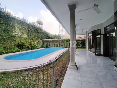 House for rent in Bandung, Indonesia · 6 rooms, 5 baths