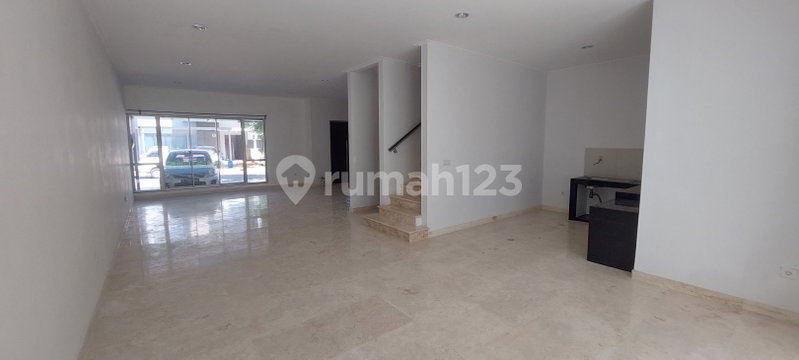 House for rent in North Jakarta, Indonesia · Penjaringan · 3 rooms, 3 baths