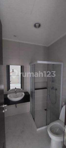House for rent in North Jakarta, Indonesia · Penjaringan · 3 rooms, 3 baths