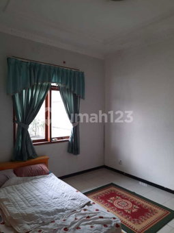 House for rent in Bandung, Indonesia · 4 rooms, 3 baths