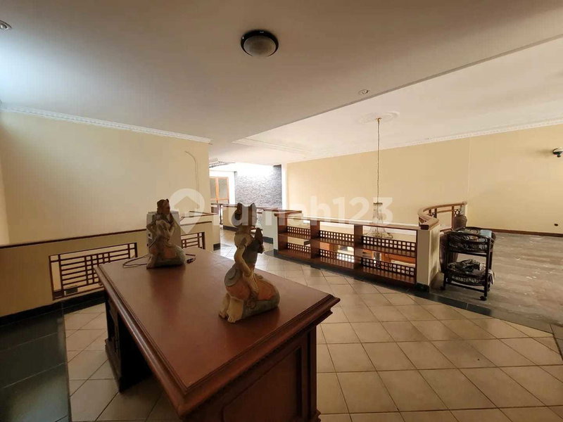 House for rent in Bandung, Indonesia · 4 rooms, 3 baths