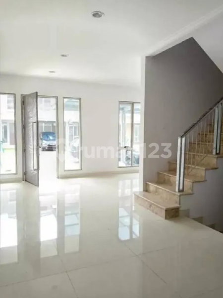 House for rent in Bandung, Indonesia · 3 rooms, 3 baths
