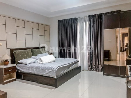 House for rent in Cikarang, Indonesia · 4 rooms, 3 baths