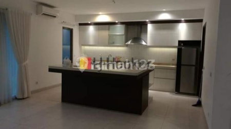 House for rent in Bandung, Indonesia · 5 rooms, 4 baths