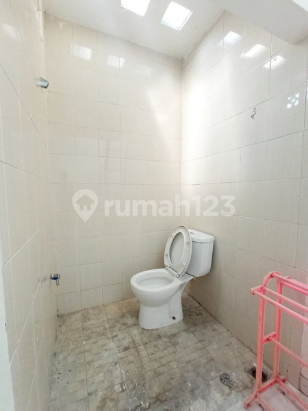 House for rent in Bandung, Indonesia · 2 rooms, 1 bath