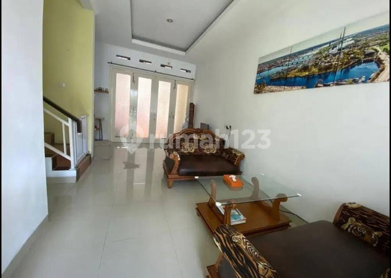 House for rent in Bandung, Indonesia · 3 rooms, 3 baths