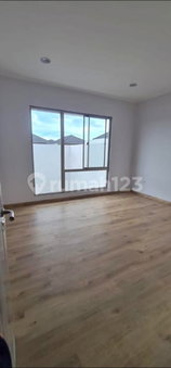 House for rent in North Jakarta, Indonesia · 4 rooms, 4 baths