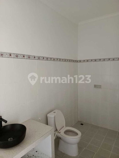 House for rent in Tangerang, Indonesia · Gading Serpong · 2 rooms, 2 baths