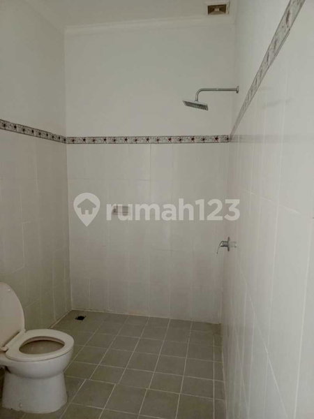 House for rent in Tangerang, Indonesia · Gading Serpong · 2 rooms, 2 baths