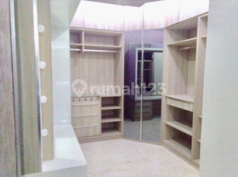 House for rent in Cikarang, Indonesia · 3 rooms, 3 baths