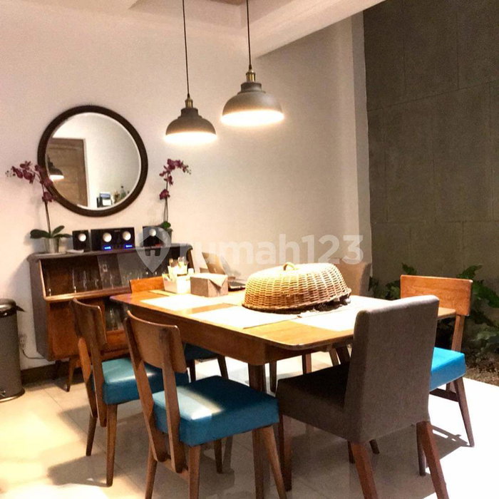 House for rent in Cikarang, Indonesia · 4 rooms, 3 baths