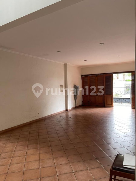 House for rent in South Jakarta, Indonesia · Kebayoran Lama · 4 rooms, 3 baths