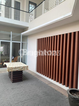 House for rent in Denpasar, Indonesia · Pedungan · 5 rooms, 4 baths