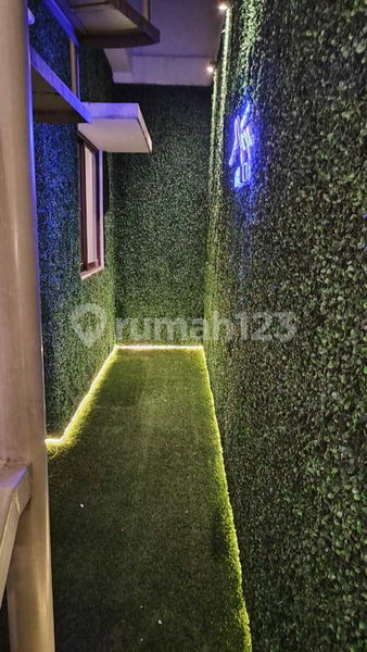 House for rent in Surabaya, Indonesia · 5 rooms, 4 baths