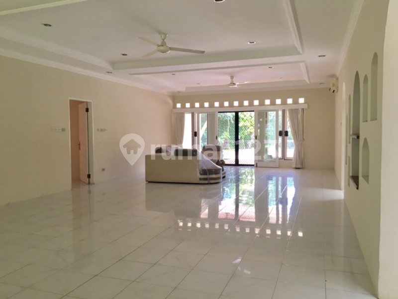 House for rent in Cikarang, Indonesia · 4 rooms, 3 baths