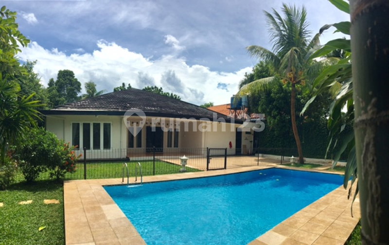House for rent in Cikarang, Indonesia · 4 rooms, 3 baths