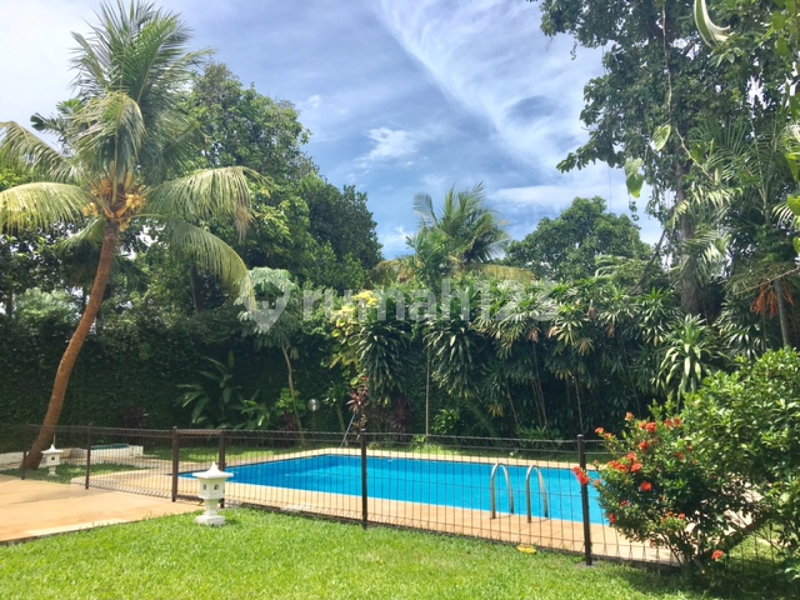 House for rent in Cikarang, Indonesia · 4 rooms, 3 baths
