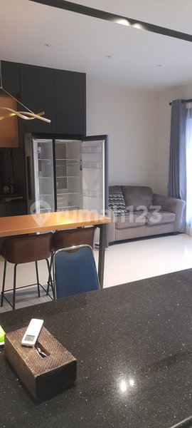 House for rent in Tangerang, Indonesia · Riding · 3 rooms, 2 baths