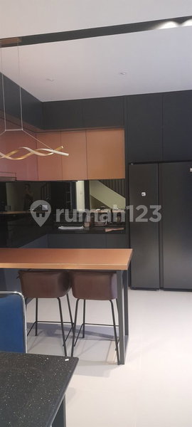House for rent in Tangerang, Indonesia · Riding · 3 rooms, 2 baths