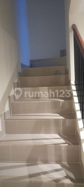 House for rent in Tangerang, Indonesia · Riding · 3 rooms, 2 baths