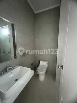 House for rent in North Jakarta, Indonesia · Penjaringan · 4 rooms, 3 baths