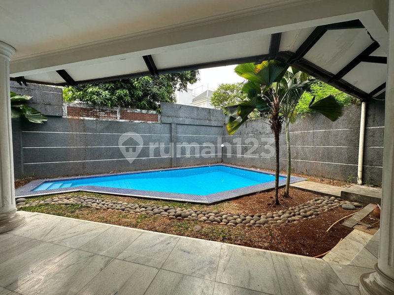 House for rent in Ciputat, Indonesia · Cengkareng · 5 rooms, 5 baths