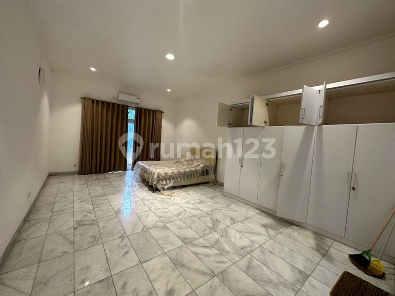 House for rent in Ciputat, Indonesia · Cengkareng · 5 rooms, 5 baths