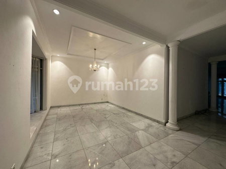 House for rent in Ciputat, Indonesia · Cengkareng · 5 rooms, 5 baths