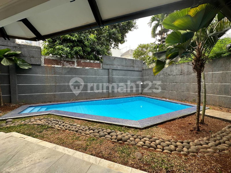 House for rent in Ciputat, Indonesia · Cengkareng · 5 rooms, 5 baths