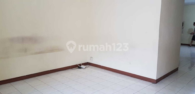 House for rent in Cikarang, Indonesia · 5 rooms, 2 baths