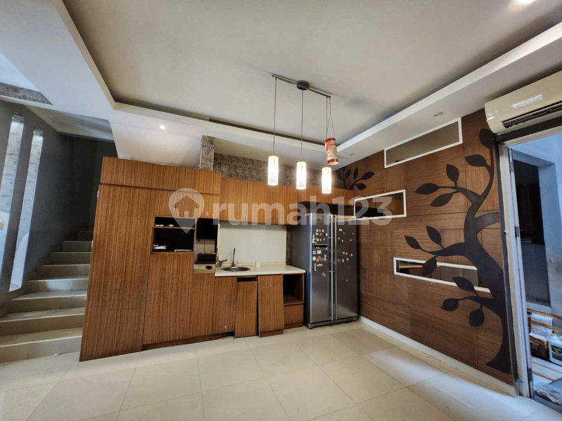 House for rent in Semarang, Indonesia · 3 rooms, 3 baths