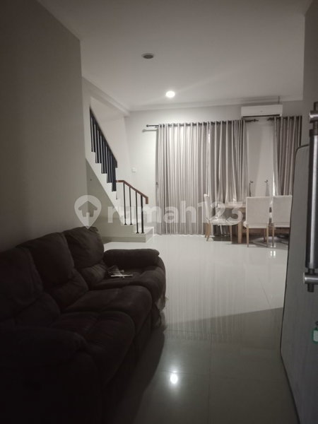 House for rent in Cikarang, Indonesia · 5 rooms, 4 baths