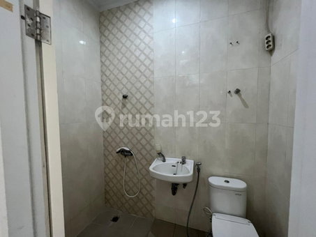 House for rent in Bandung, Indonesia · 3 rooms, 2 baths