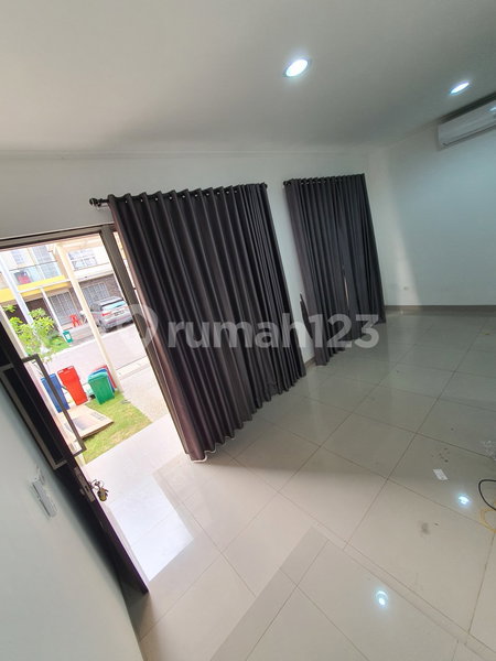 House for rent in North Jakarta, Indonesia · Penjaringan · 3 rooms, 3 baths