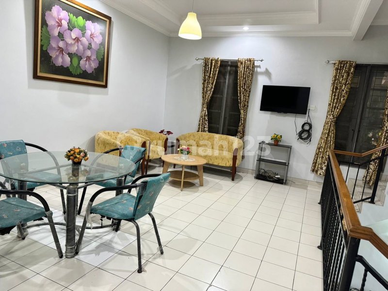 House for rent in North Jakarta, Indonesia · Penjaringan · 4 rooms, 3 baths