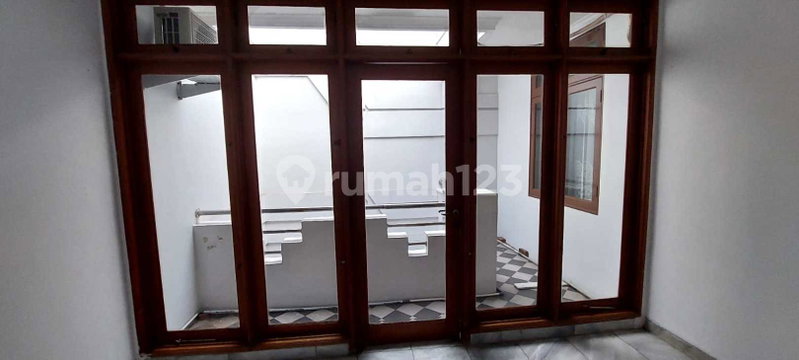 House for rent in North Jakarta, Indonesia · Penjaringan · 3 rooms, 3 baths
