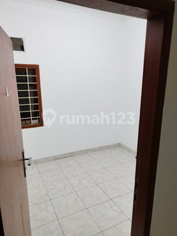House for rent in Ciputat, Indonesia · Cengkareng · 3 rooms, 2 baths