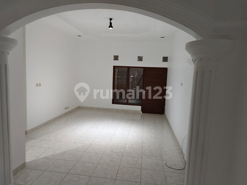 House for rent in Ciputat, Indonesia · Cengkareng · 3 rooms, 2 baths