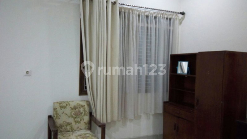 House for rent in Jakarta, Indonesia · Menteng · 4 rooms, 5 baths