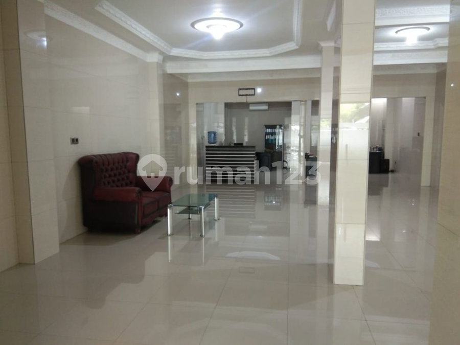 House for rent in Ciputat, Indonesia · Cengkareng · 12 rooms, 3 baths