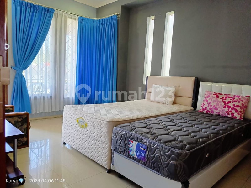 House for rent in Bandung, Indonesia · 5 rooms, 3 baths
