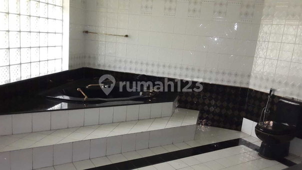 House for rent in Bogor, Indonesia · 3 rooms, 3 baths