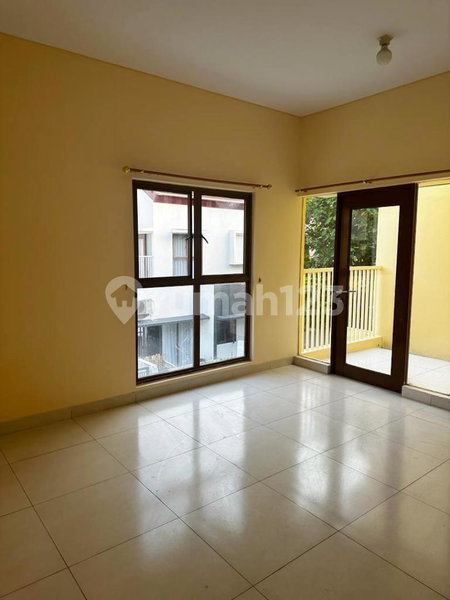 House for rent in Semarang, Indonesia · 4 rooms, 3 baths