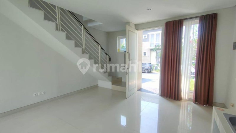 House for rent in Surabaya, Indonesia · 2 rooms, 1 bath