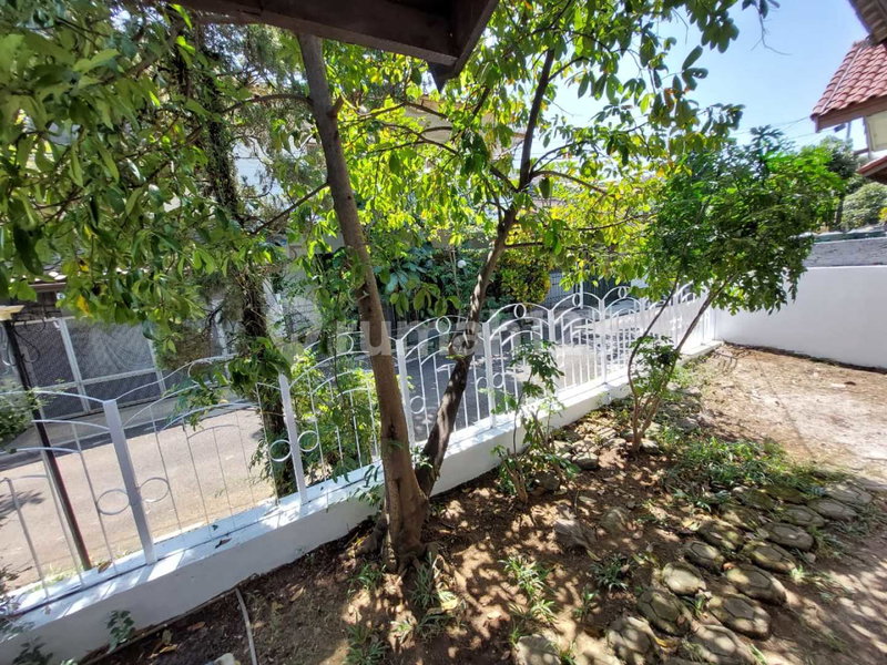 House for rent in Bandung, Indonesia · 2 rooms, 1 bath