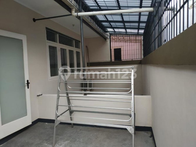 House for rent in Curug, Indonesia · 3 rooms, 3 baths